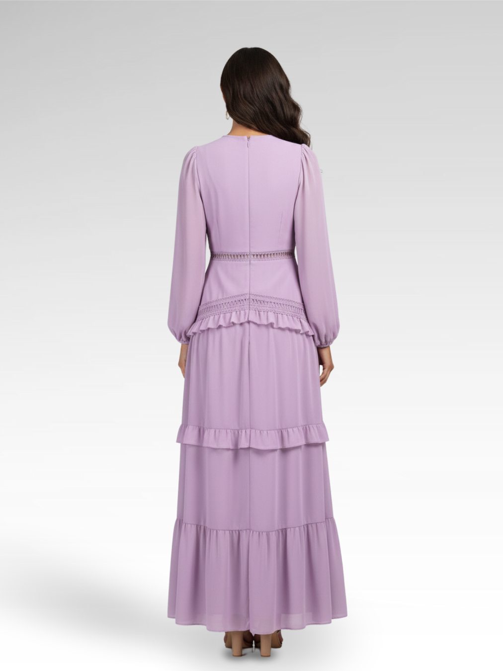 Elegant long dress with ruffles