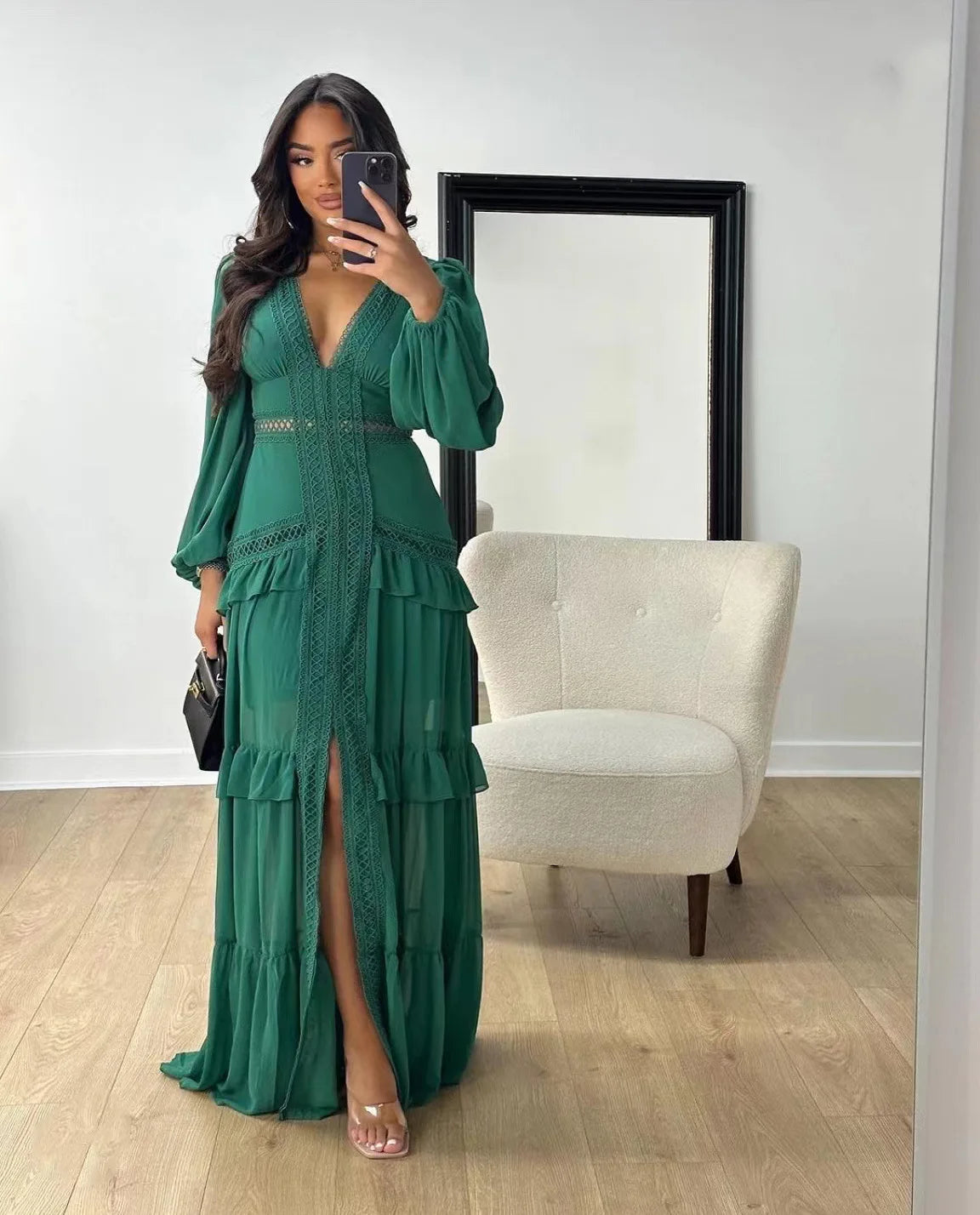 Elegant long dress with ruffles