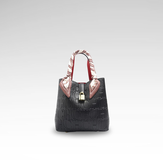 Éclat Signature Shoulder Bag