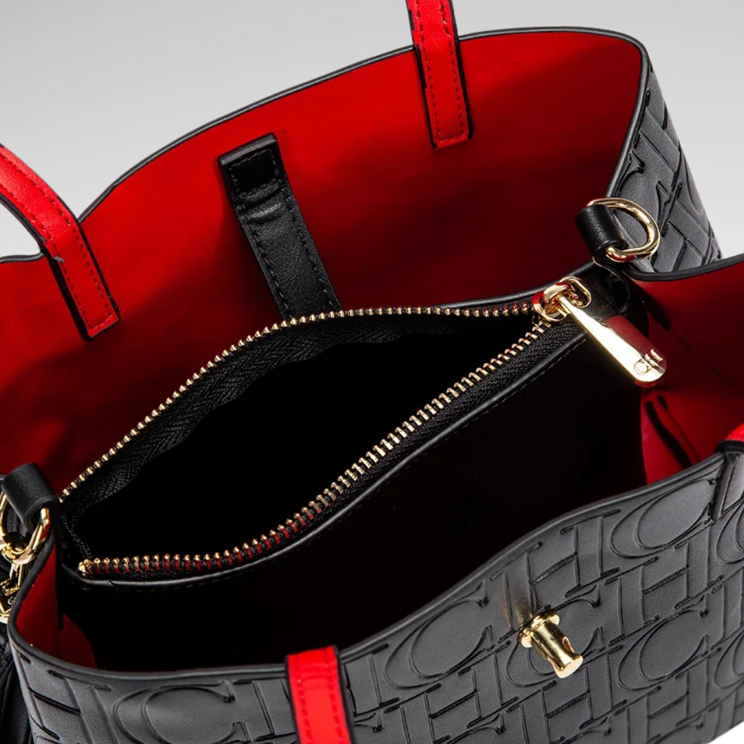Éclat Signature Shoulder Bag